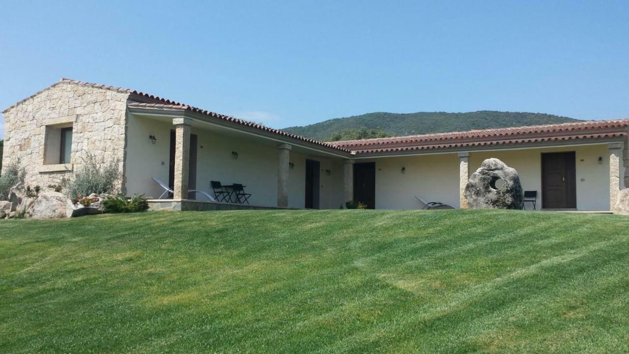 B&B Majore Olbia Eksteriør billede